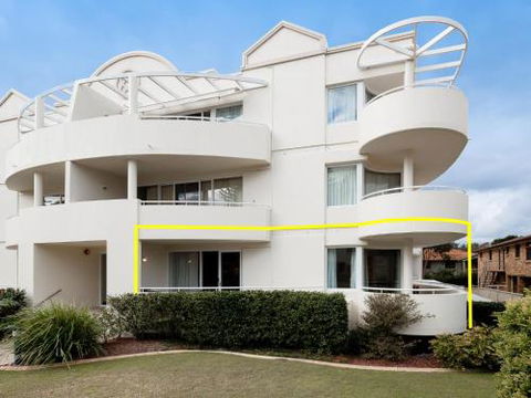 1 SEASHELLS 21 23 MAGNUS STREET â€“ WIFI POOL LIFT & AIR CONDITIONING - Northern Rivers Accommodation 2