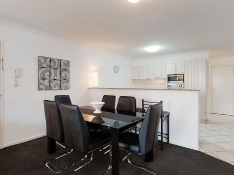 1 SEASHELLS 21 23 MAGNUS STREET â€“ WIFI POOL LIFT & AIR CONDITIONING - Northern Rivers Accommodation 5
