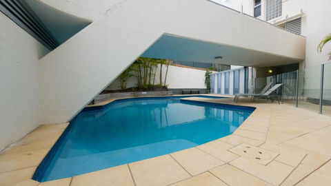 Monterey Lodge Unit 16 27 Warne Terrace. Kings Beach - Northern Rivers Accommodation 3