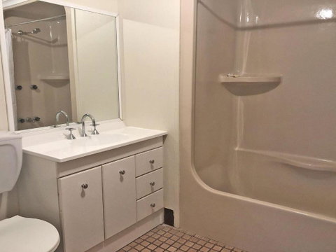 2 Tradewinds 110 Victoria Parade Fantastic Unit With Waterviews & Close To The Marina - Northern Rivers Accommodation 4