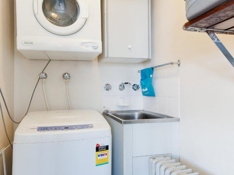 3 The Commodore 9 11 Donald Street Great Unit In The Heart Of Town - Northern Rivers Accommodation 3