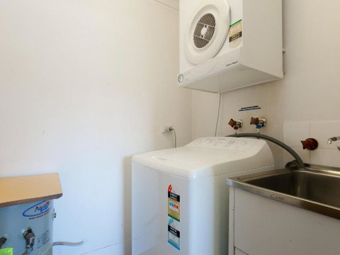 6 The Poplars 34 Magnus Street Fabulous Views & Pool In Complex - Northern Rivers Accommodation 6