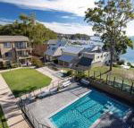 6 The Poplars 34 Magnus Street fabulous views  pool in complex - Northern Rivers Accommodation