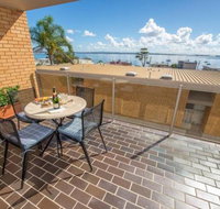 7 The Crest 6 8 Tomaree St. Stunning unit with Spectacular Water Views. - Northern Rivers Accommodation