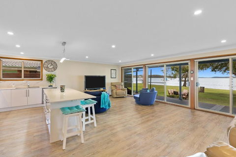 Kalimna Lakeside Living - Northern Rivers Accommodation 2