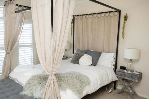 Roselawn Entertainer Large & Luxurious Sleeps 12 - Northern Rivers Accommodation 2