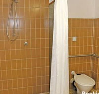 1 The Commodore 9 11 Donald St. Ground Floor Unit Close To Shops Cafes  Marina - Northern Rivers Accommodation