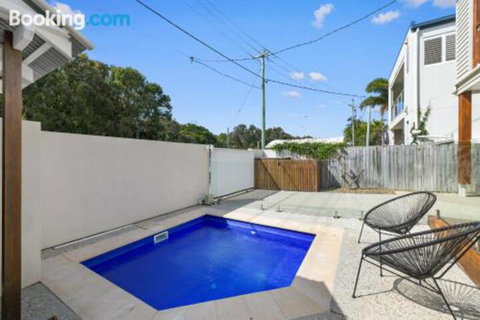 Mudjimba Island Beach House - Northern Rivers Accommodation 1