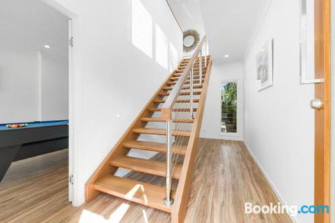 Mudjimba Island Beach House - Northern Rivers Accommodation 2