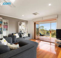 Acqua Vista water view fireplace walk to beach - Northern Rivers Accommodation