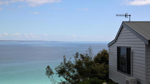 SEA EAGLE COTTAGE Amazing Views Of Bay Of Fires - Northern Rivers Accommodation 3