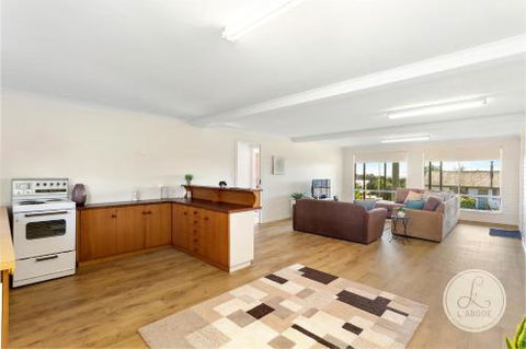 TASSIE SEASIDE SERENITY LAbode Accommodation - Northern Rivers Accommodation 5