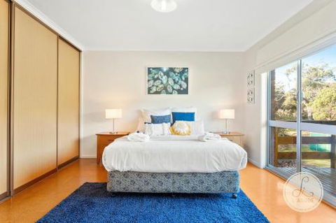 TASSIE SEASIDE SERENITY LAbode Accommodation - Northern Rivers Accommodation 1