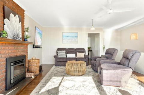 TASSIE SEASIDE SERENITY LAbode Accommodation - Northern Rivers Accommodation 6