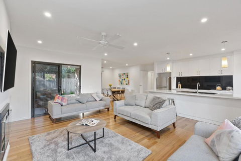 TORQUAY Relax & Unwind Beach 300m Table Tennis - Northern Rivers Accommodation 1