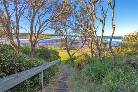 Seaside Beach House 25 Seaside Pde - Northern Rivers Accommodation 3