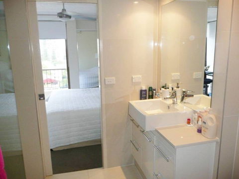 Stunning Sea & Ocean Views Apt - Northern Rivers Accommodation 4