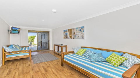 Sunrise Reef Unit 6 Lennox Head - Northern Rivers Accommodation 4