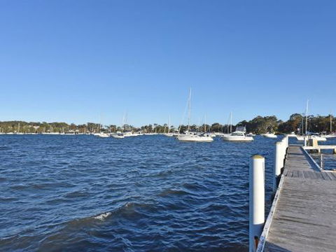 Wangi Waterfront Delight Estate Waterfront Reserve Home - Northern Rivers Accommodation 3
