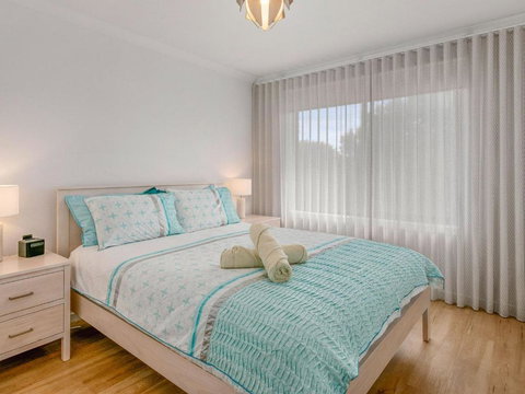 Wild Waves - Northern Rivers Accommodation 1