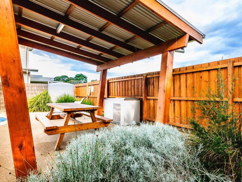 Redwood Oasis - Northern Rivers Accommodation 2