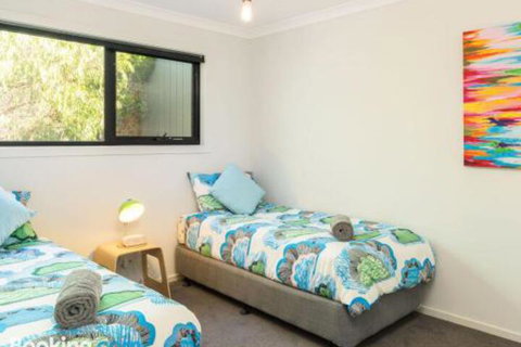 Lantana - Northern Rivers Accommodation 1