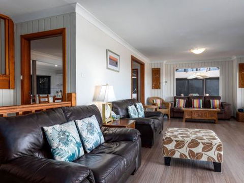 MYSTIC SANDS Gerroa 4pm Check Out Sundays - Northern Rivers Accommodation 5