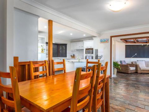 MYSTIC SANDS Gerroa 4pm Check Out Sundays - Northern Rivers Accommodation 4