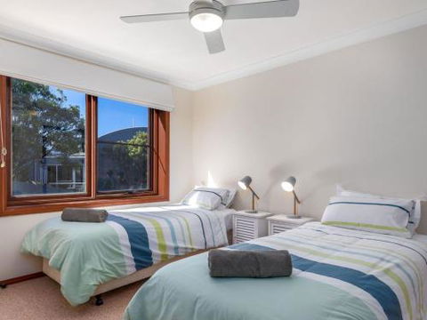 MYSTIC SANDS Gerroa 4pm Check Out Sundays - Northern Rivers Accommodation 6