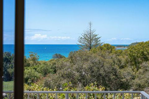 Ocean View 3 Bedroom Apartment - Northern Rivers Accommodation 1