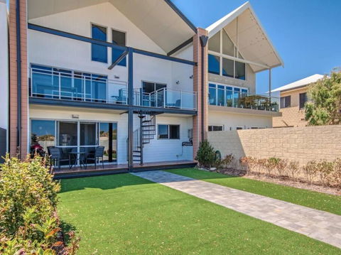 Surf & Sun In Silver Sands - Northern Rivers Accommodation 3
