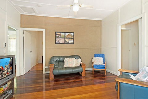 Close To Water Restaurants & Clubs Toorbul St. Bongaree - Northern Rivers Accommodation 3