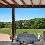 WHITE WAVES 4 ABSOLUTE BEACH FRONT STUDIO HASTINGS POINT - Northern Rivers Accommodation 0