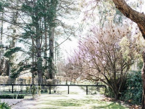 KIRRIEMUIR Burradoo Southern Highlands 4pm Check Out Sunday - Northern Rivers Accommodation 1