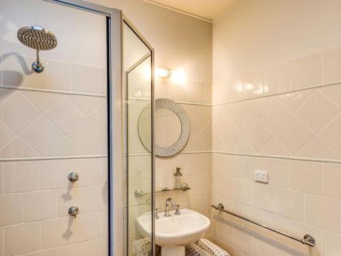 Mirriyindi Unique Berrima Escape For 9 In The Southern Highlands 4pm Check Out Sundays - Northern Rivers Accommodation 6