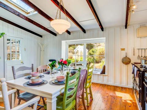 Mirriyindi Unique Berrima Escape For 9 In The Southern Highlands 4pm Check Out Sundays - Northern Rivers Accommodation 2