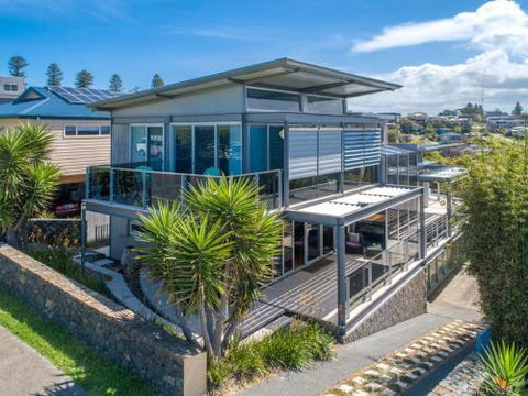 TASMAN DRIVE Gerringong 4pm Check Out Sundays - Northern Rivers Accommodation 6