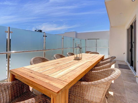 Rosalea By The Bay - Northern Rivers Accommodation 3