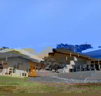 Archella 2 - Beautifully appointed close to golf course  play ground - Northern Rivers Accommodation