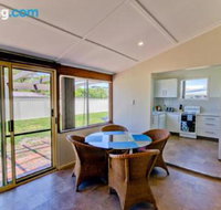 Cottage on River - Northern Rivers Accommodation