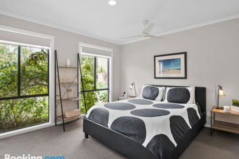 Rye Poolside Escape - Northern Rivers Accommodation 5