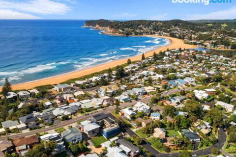 Beachfront Delight 14b Bareena Avenue - Northern Rivers Accommodation 0