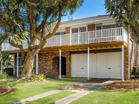 TREETOPS At WERRI BEACH Gerringong 4pm Check Out On Sundays - Northern Rivers Accommodation 0