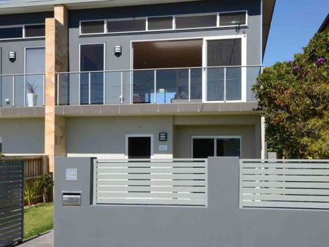 KIAMA SUNRISE Kiama & Surrounds 4pm Check Out Sundays - Northern Rivers Accommodation 0