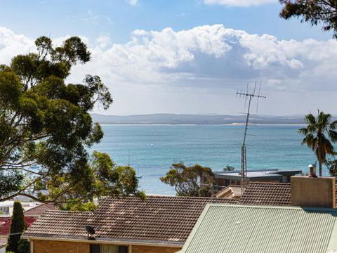 Views Of Shoal Bay 75 Ronald Ave Views & Air Con - Northern Rivers Accommodation 0