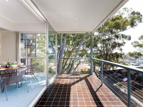 Views Of Shoal Bay 75 Ronald Ave Views & Air Con - Northern Rivers Accommodation 1