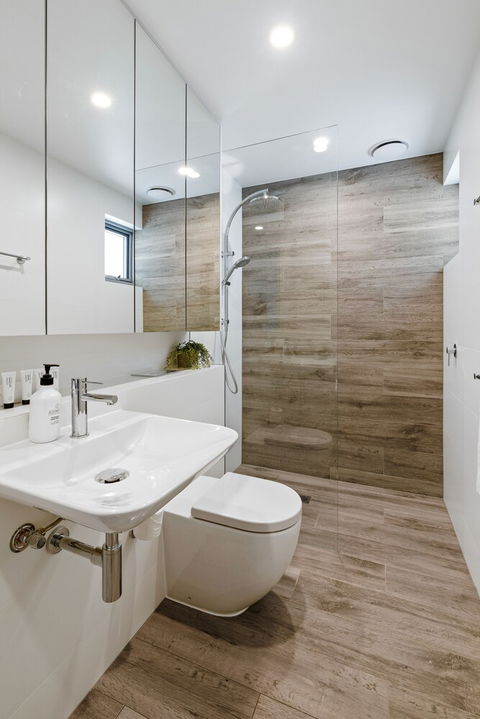 Urban Rest - The Azure Bondi - Northern Rivers Accommodation 4