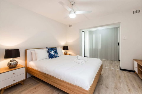 Modern 1 Bedroom Apartment Near The River And The City - Northern Rivers Accommodation 6