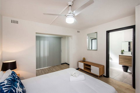 Modern 1 Bedroom Apartment Near The River And The City - Northern Rivers Accommodation 1