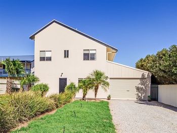 Tranquility - Northern Rivers Accommodation 0